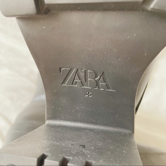ZARA Zippered Leather Heeled Boots - Picture 13 of 14